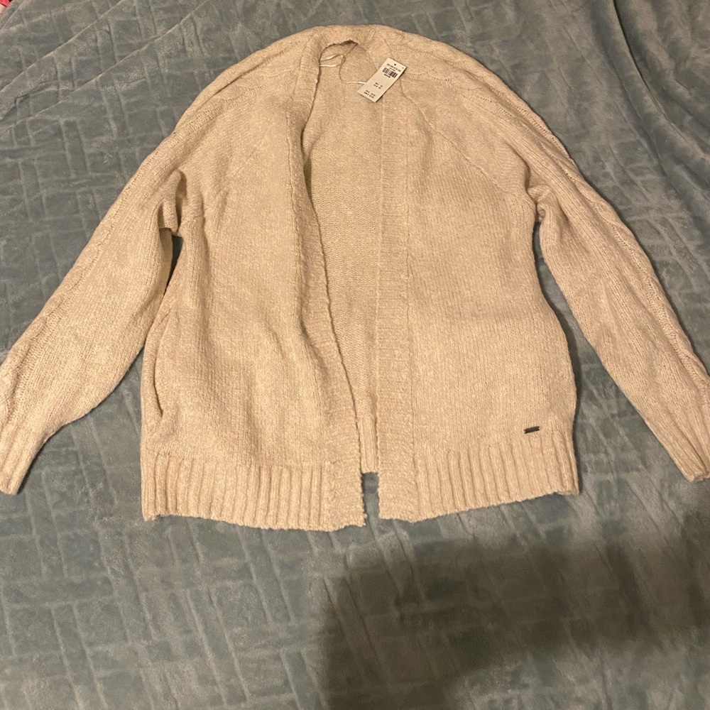 Hollister Cardigan
